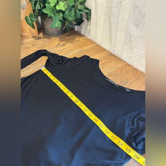 Lightweight black Scotch & Soda top with a flowing floral back, size M - Picture 4 of 10